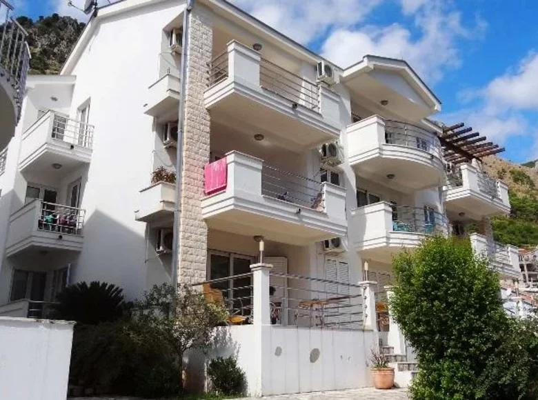 Apartment 67 m² Bijela, Montenegro