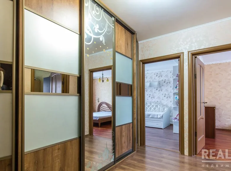 Mieszkanie 3 pokoi 69 m² Mińsk, Białoruś