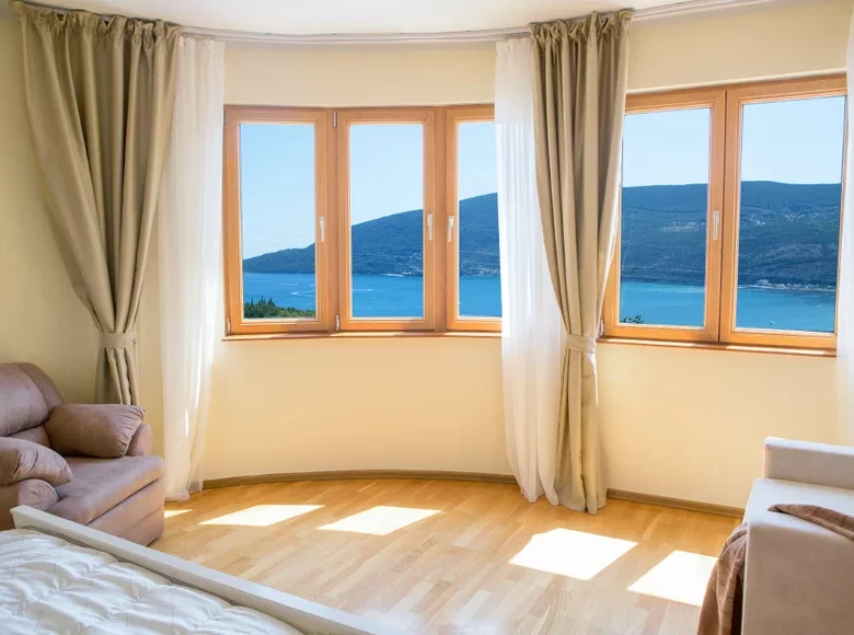 Apartamento 2 habitaciones 105 m² Herceg Novi, Montenegro