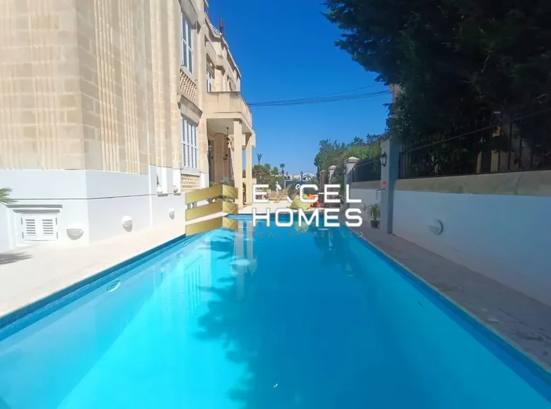 4 bedroom Villa  Ta Xbiex, Malta