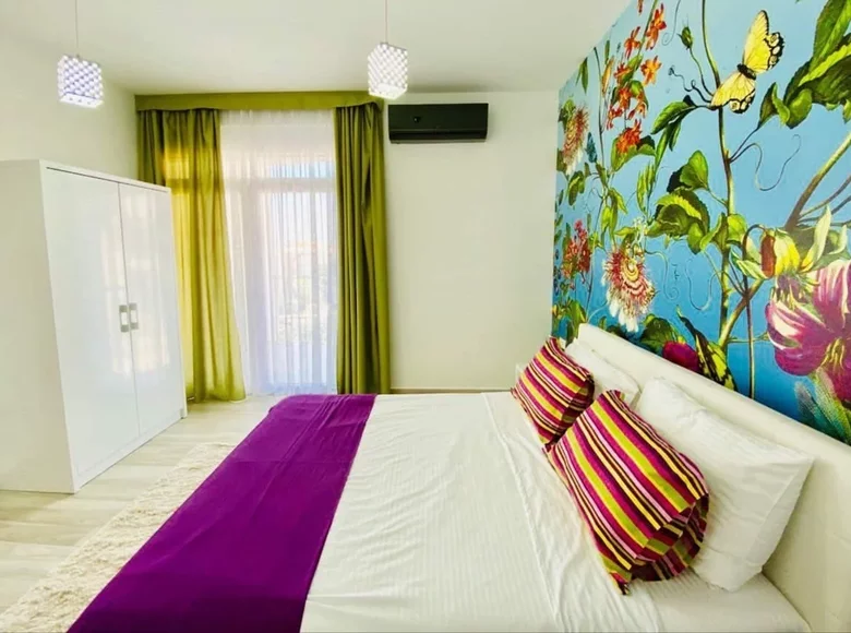 Квартира 2 спальни 106 м² Добра Вода, Черногория