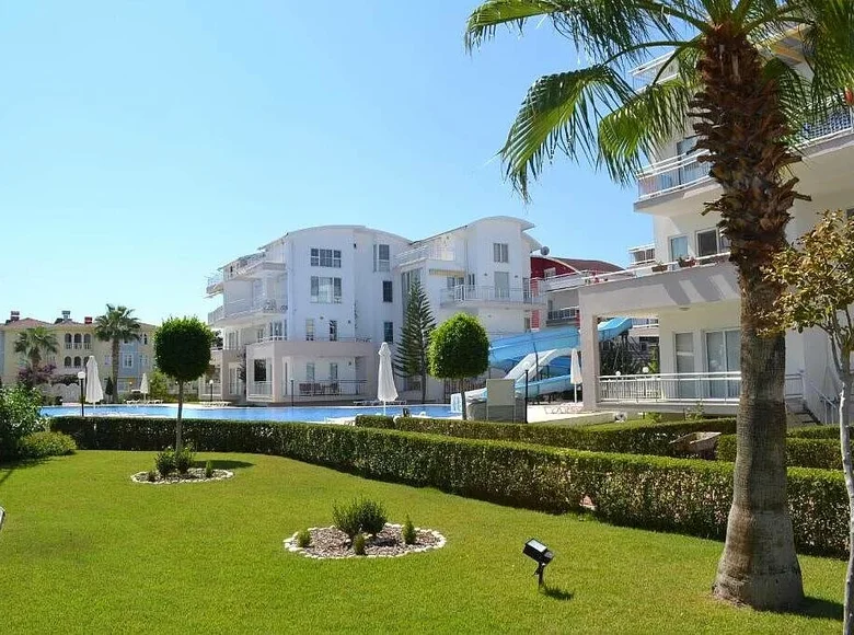 2 bedroom apartment 110 m² Serik, Turkey
