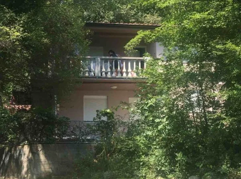 Maison 6 chambres 96 m² Sutomore, Monténégro