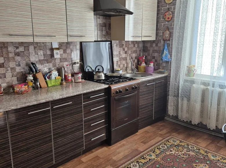 4 room apartment 70 m² Nieharelski sielski Saviet, Belarus
