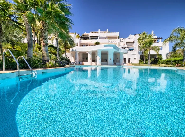 Wohnung 2 Schlafzimmer 129 m² Benahavis, Spanien
