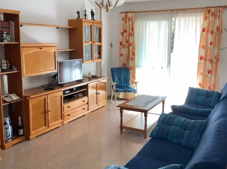 4 bedroom apartment  Alicante, Spain