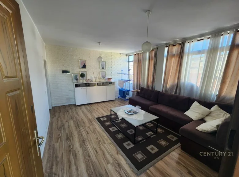 2 bedroom apartment 124 m² Tirana, Albania