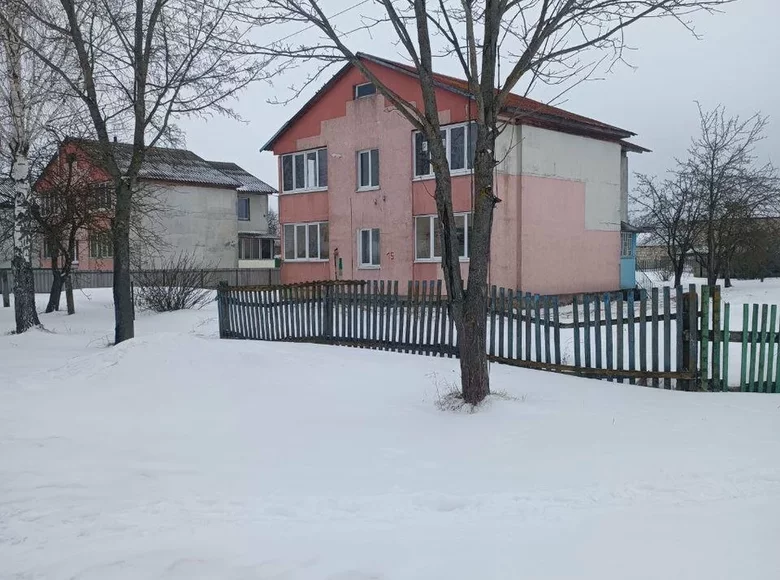 Mieszkanie 3 pokoi 87 m² Saprynovichskiy selskiy Sovet, Białoruś