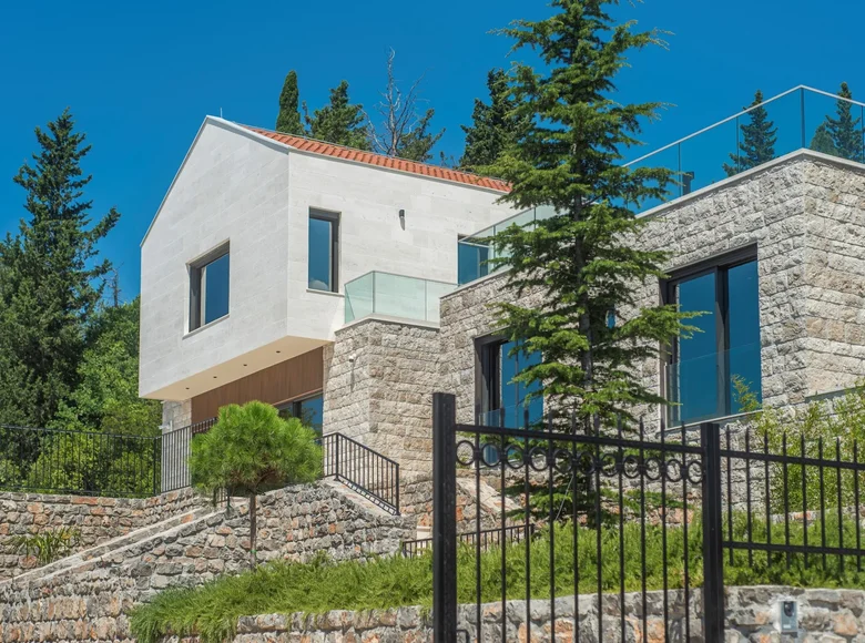 Villa 12 zimmer 558 m² Montenegro, Montenegro