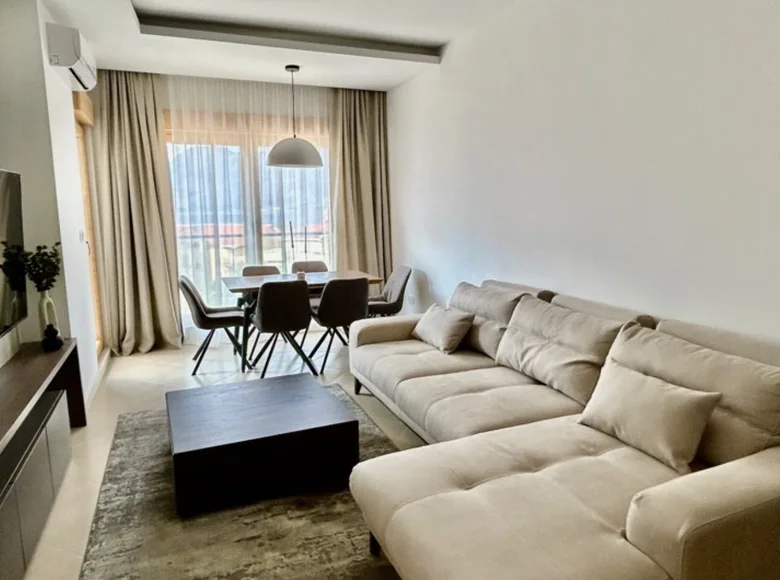 Wohnung 1 Schlafzimmer 52 m² Dobrota, Montenegro