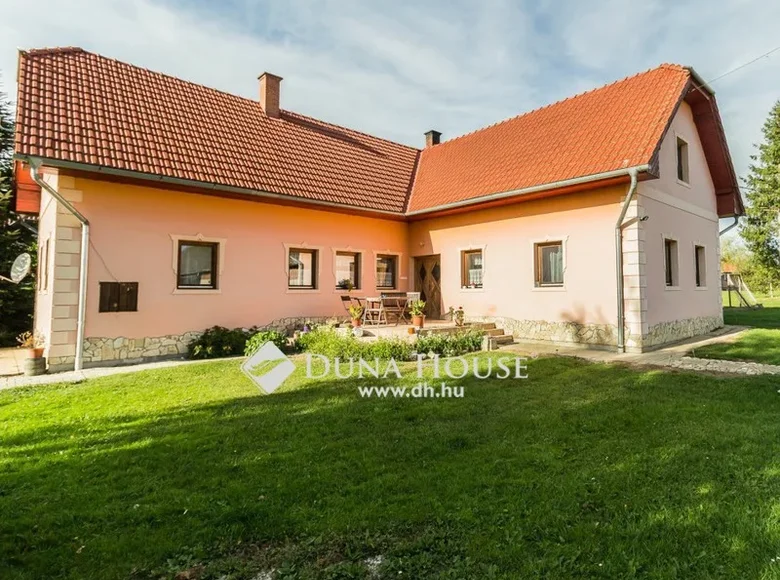 House 157 m² Szalafo, Hungary