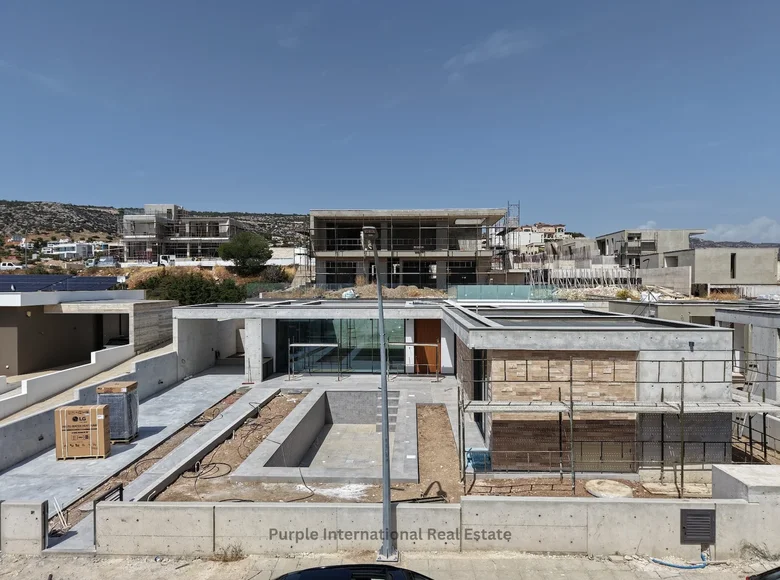 3 bedroom bungalow 200 m² Peyia, Cyprus