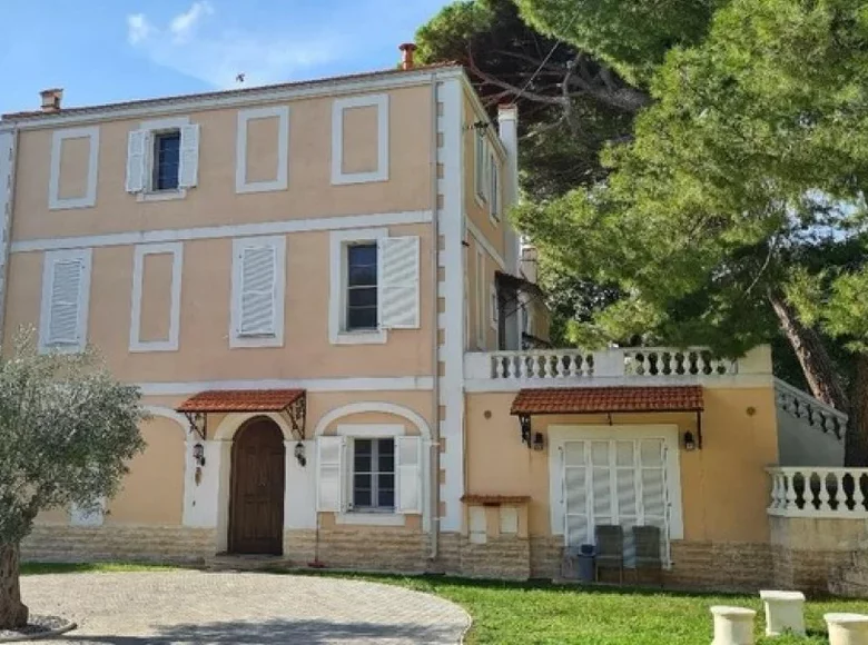 Villa de 6 habitaciones 350 m² Antibes, Francia