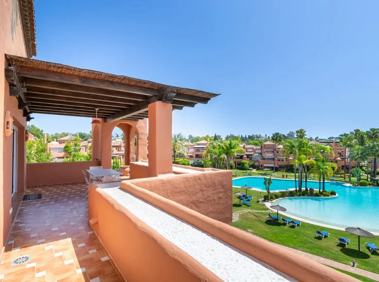 Wohnung 3 Schlafzimmer 219 m² San Pedro Alcantara, Spanien