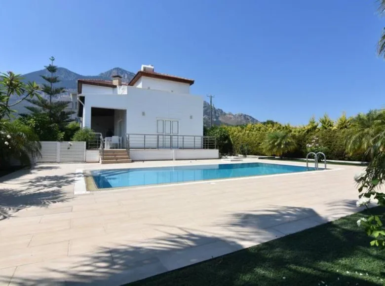 villa de 3 chambres 180 m² Kyrenia, Bases souveraines britanniques