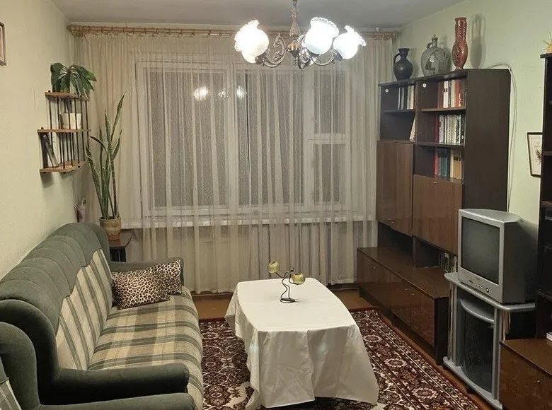 Appartement 3 chambres 64 m² Minsk, Bélarus