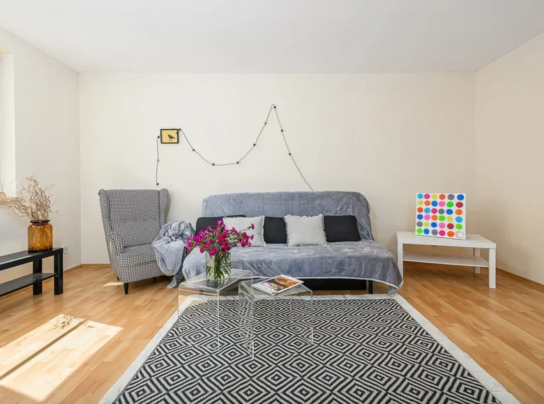 Wohnung 1 zimmer 37 m² Warschau, Polen