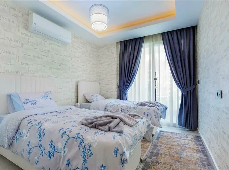 2 bedroom apartment 100 m² Alanya, Turkey