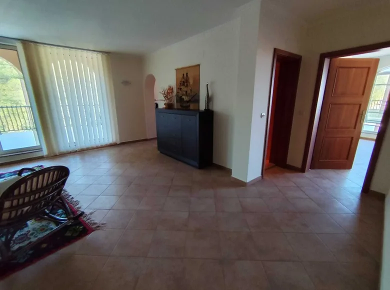 Квартира 3 спальни 225 м² Бургасская область, Болгария