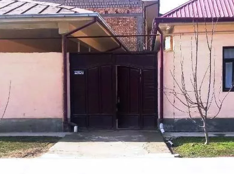 Дом 4 комнаты 300 м² Ханабад, Узбекистан