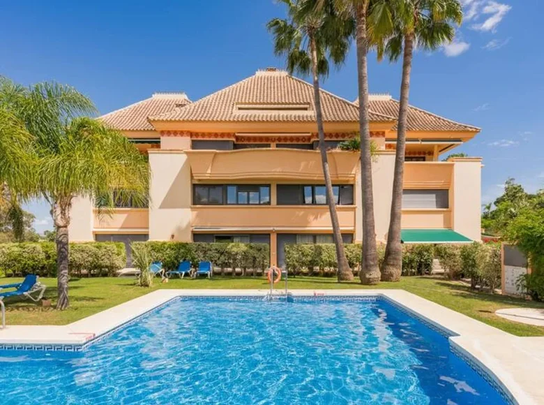 3 bedroom apartment 127 m² Marbella, Spain