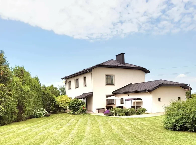 House 252 m² Minsk, Belarus