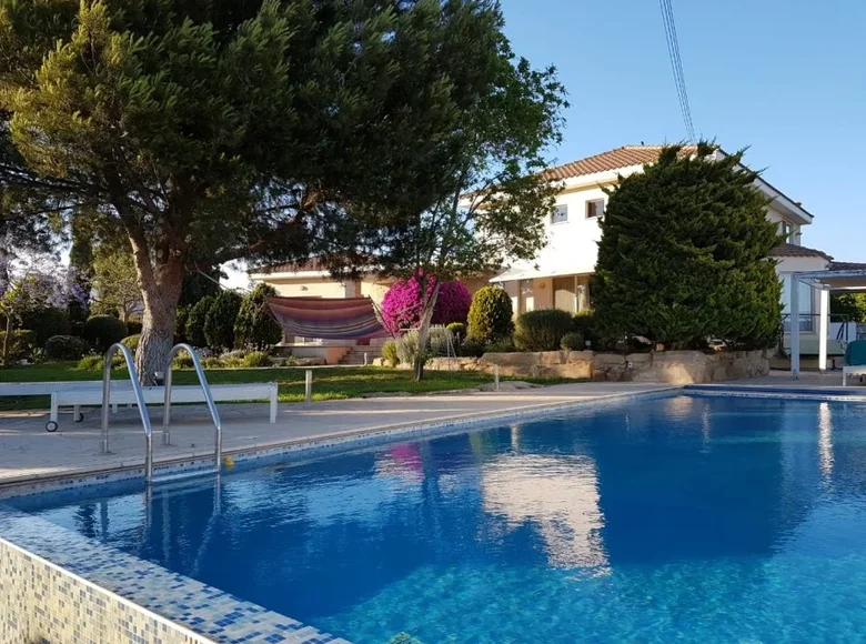 Maison 5 chambres 750 m² Pyrgos Lemesou, Chypre