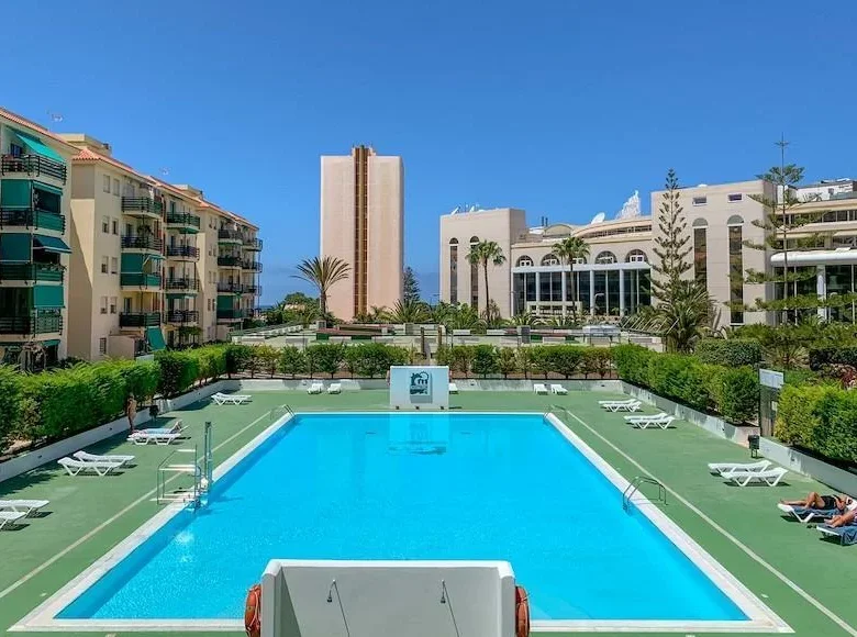 3 bedroom apartment 85 m² Arona, Spain