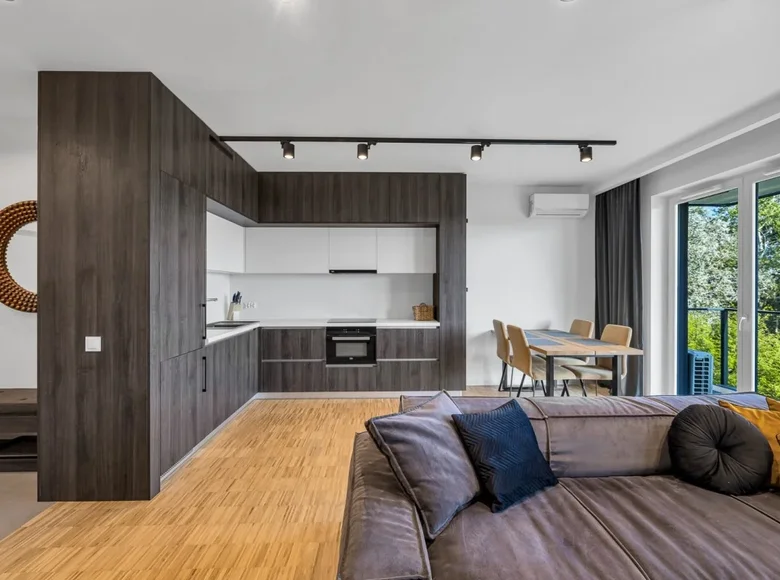 Mieszkanie 3 pokoi 69 m² Warszawa, Polska