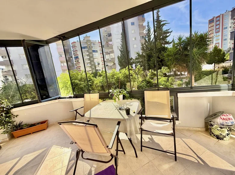 Квартира 4 комнаты 180 м² Мезитли, Турция