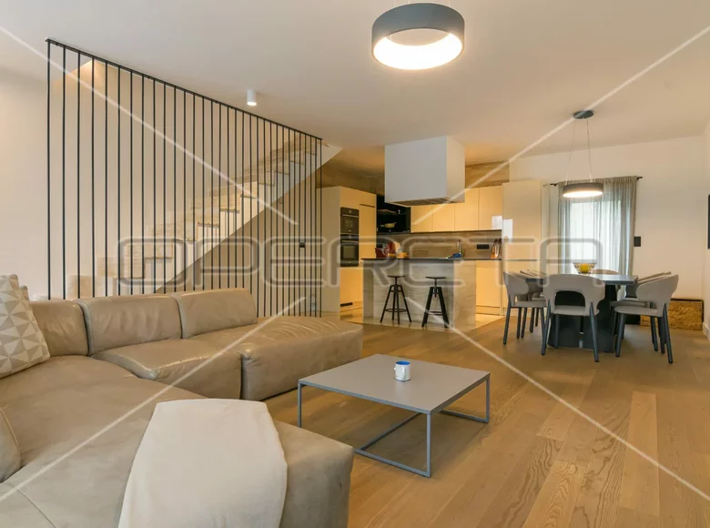 Casa 5 habitaciones 150 m² Zagreb, Croacia