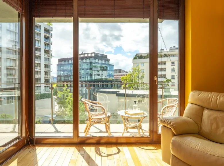 Mieszkanie 2 pokoi 50 m² Warszawa, Polska