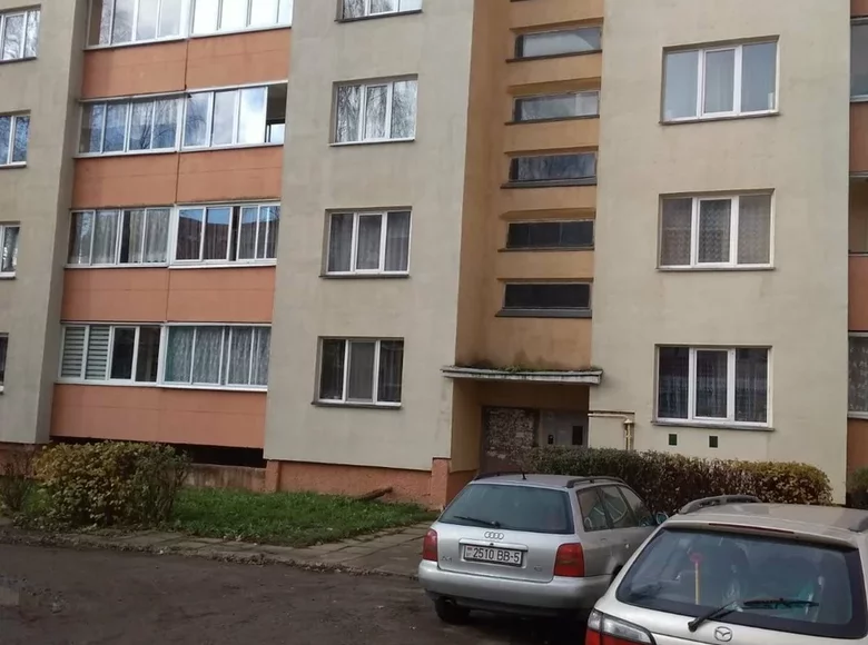 Mieszkanie 2 pokoi 59 m² rejon dzierżyński, Białoruś