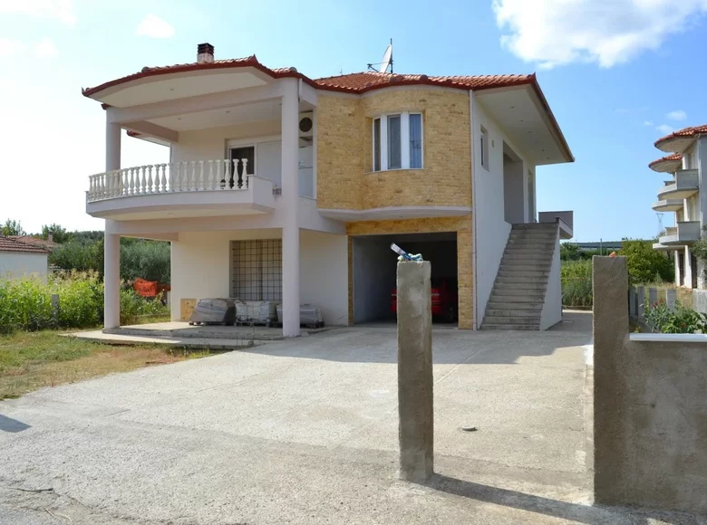 Dom wolnostojący 7 pokojów 240 m² Agios Mamas, Grecja