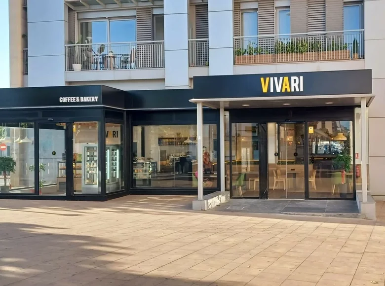 Propiedad comercial 540 m² en Vallés Occidental, España