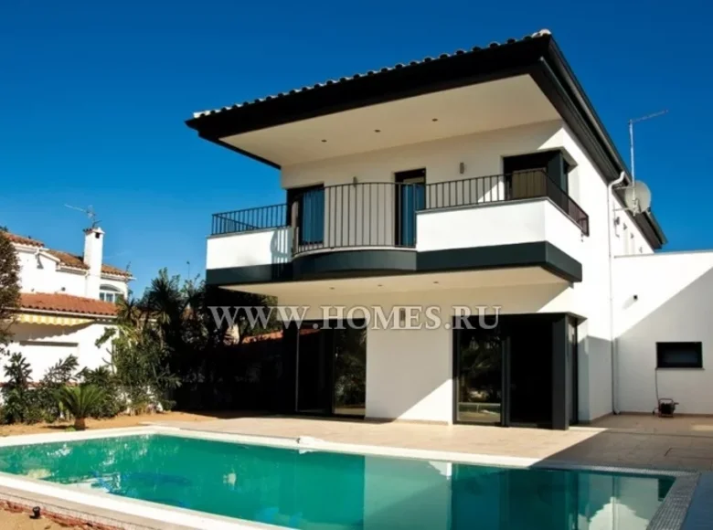 Villa de 4 dormitorios 231 m² España, España