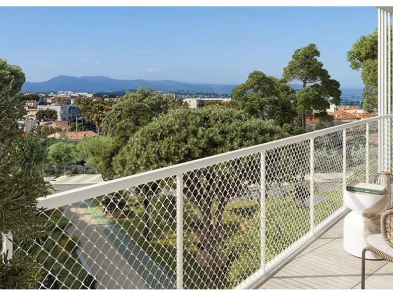 2 bedroom apartment 70 m², France
