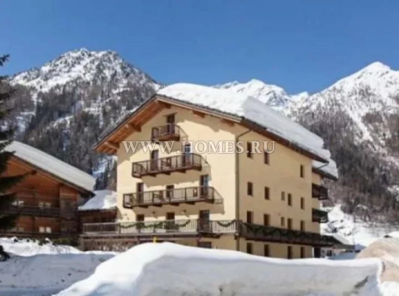 Gewerbefläche 1 700 m² Italien, Italien