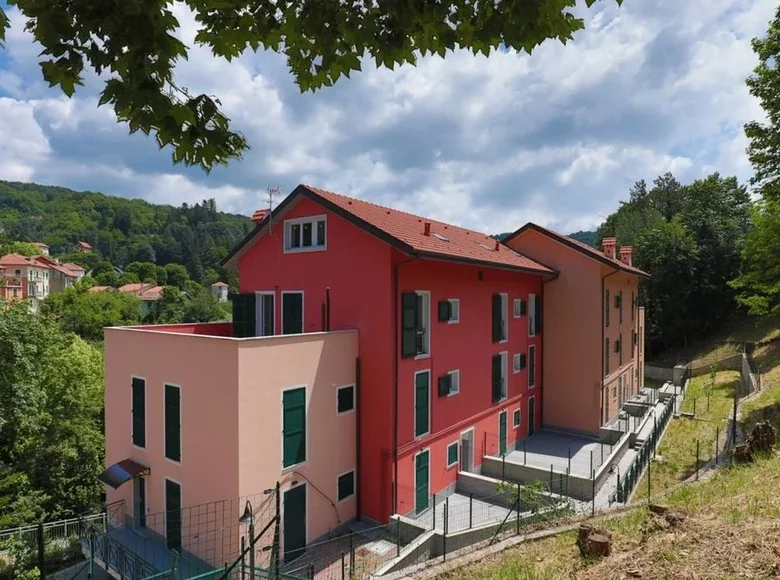 Apartamento 2 habitaciones  Torriglia, Italia