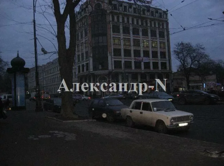 Propriété commerciale 3 420 m² à Odessa, Ukraine