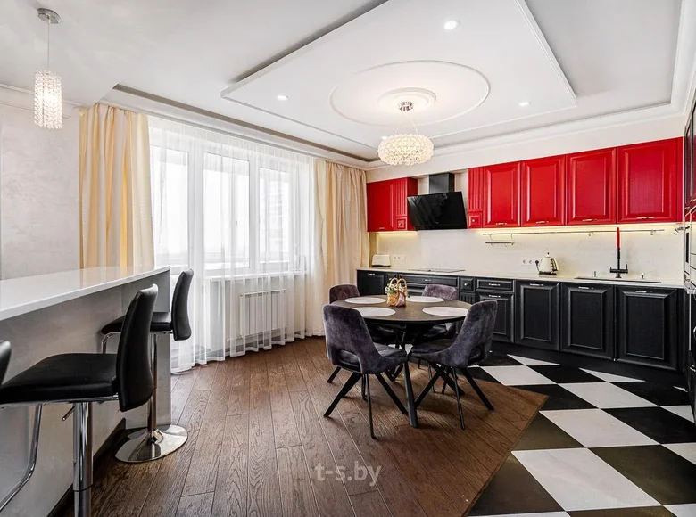 Mieszkanie 3 pokoi 120 m² Mińsk, Białoruś