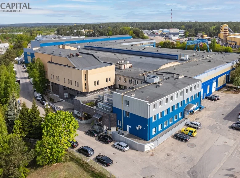 Propiedad comercial 2 563 m² en Vilna, Lituania