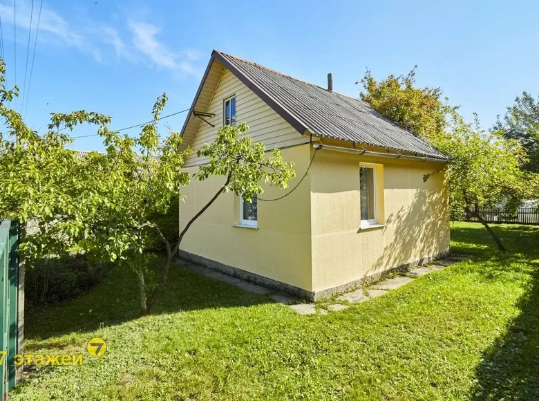 Casa 39 m² Astrosycki siel ski Saviet, Bielorrusia