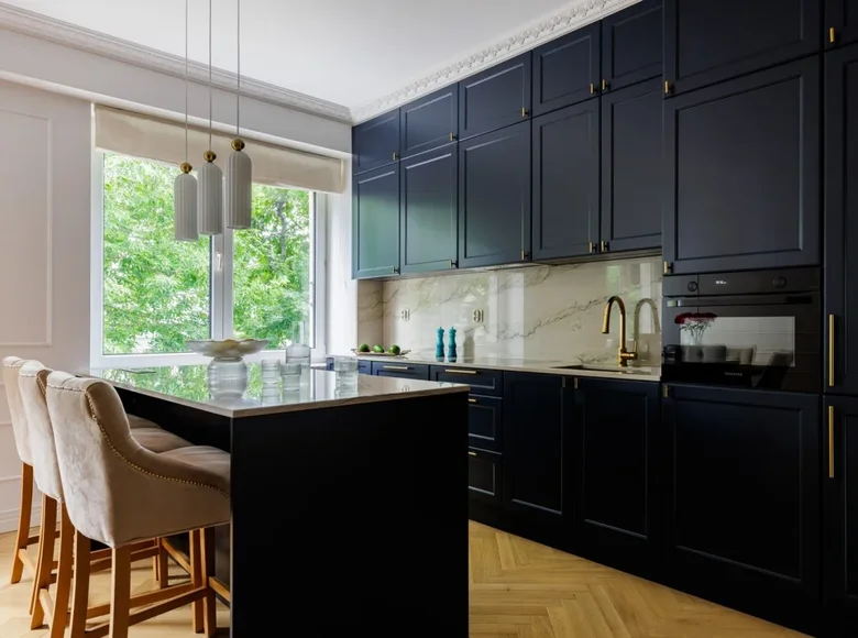 Квартира 5 комнат 121 м² Варшава, Польша