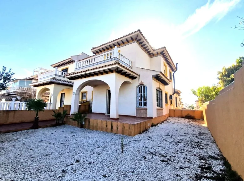 2 bedroom Villa 97 m² Orihuela, Spain