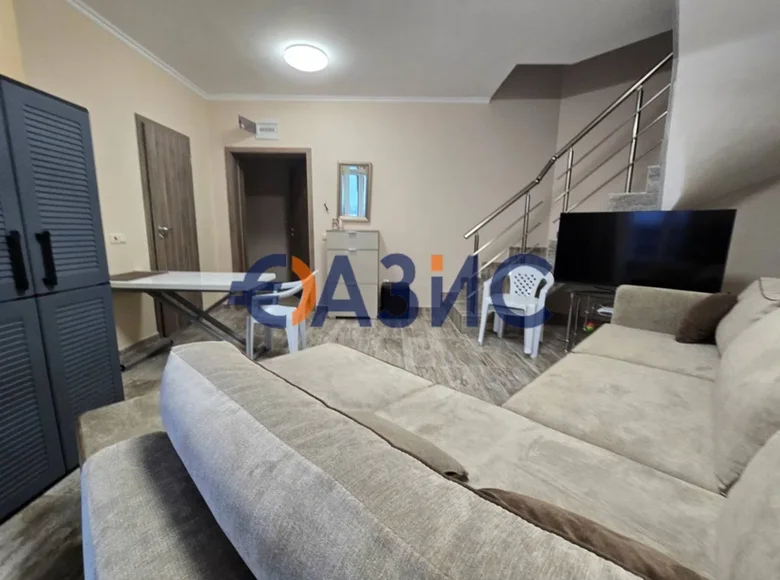 Квартира 2 комнаты 73 м² Несебр, Болгария
