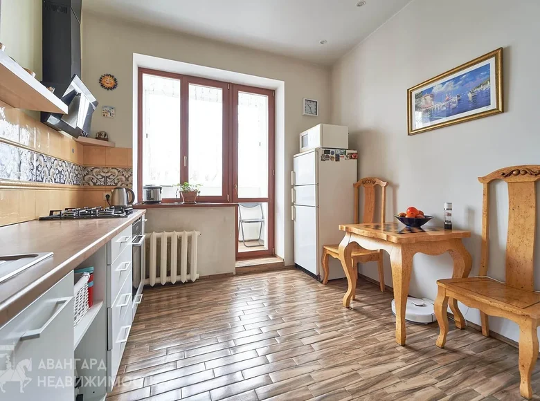 Mieszkanie 3 pokoi 69 m² Mińsk, Białoruś