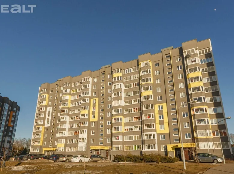 Квартира 2 комнаты 61 м² Сеница, Беларусь