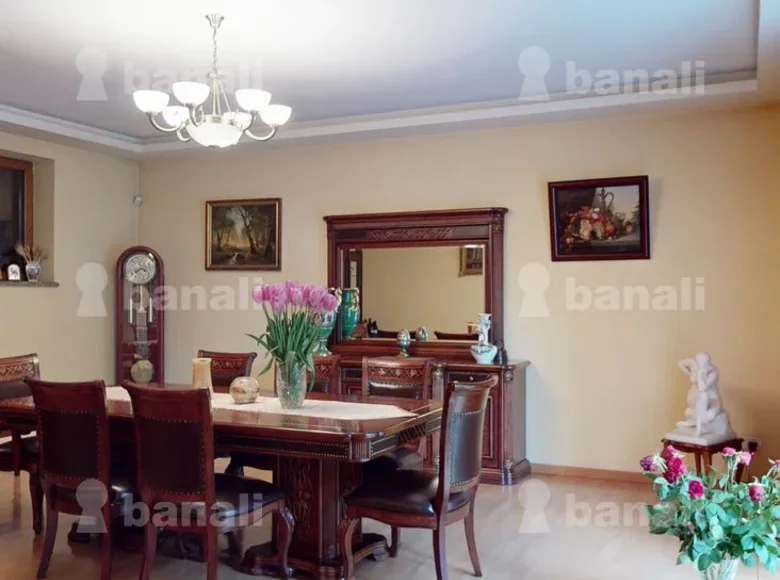 Casa grande 6 habitaciones 380 m² Ereván, Armenia