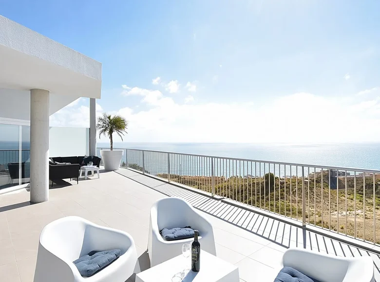2 bedroom apartment 273 m² Benalmadena, Spain